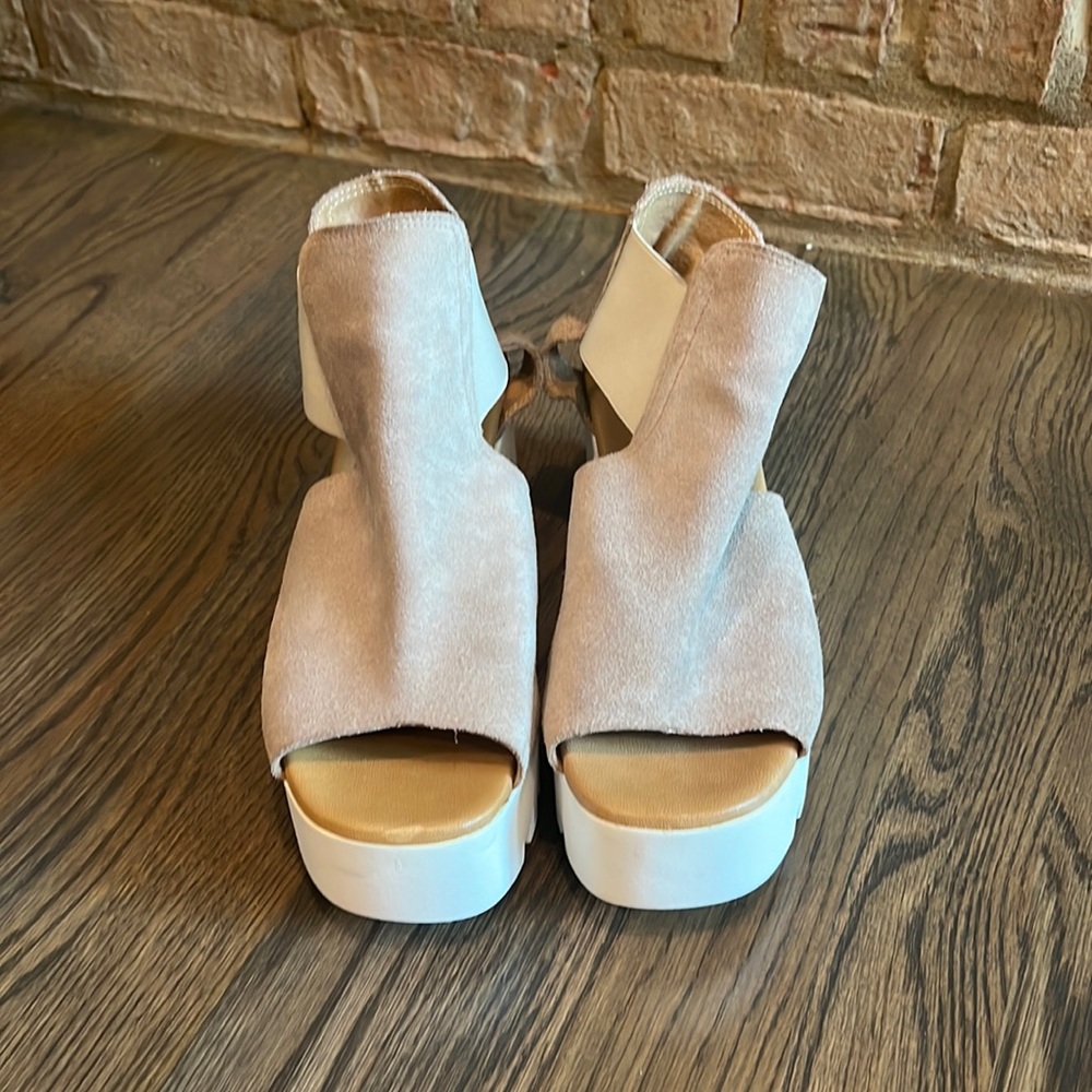 Vera Pelle Ethem Wedge Sandal